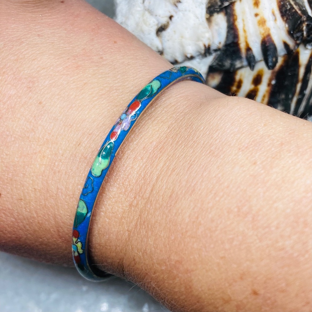 Vintage Cloisonne Cornflower Blue Floral Bangle Bracelet Enamel Asian 2.5”